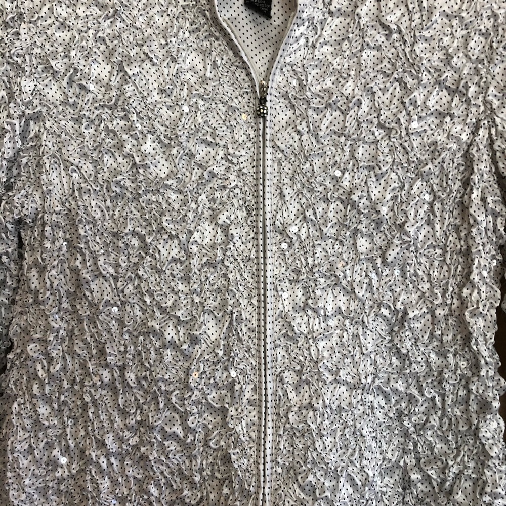 Women’s Ruched Jacket - Picture 2 of 9